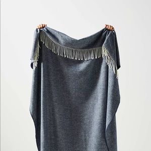 Lands Downunder Solid Herringbone Throw Blanket